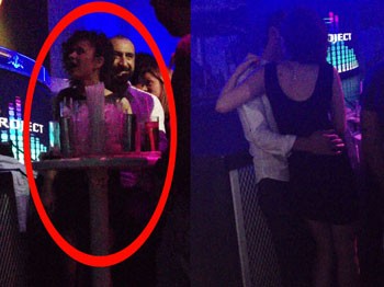 Barın ortasında sarmaş dolaş eğlence