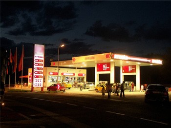 Fi tarihinden kalan kanun benzinlikleri vurdu