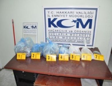 Hakkari’de 11 Kilogram Uyuşturucu Ele Geçirildi