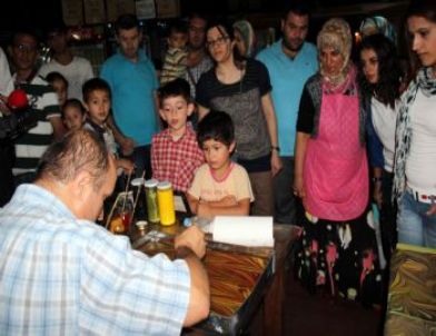 Ebru Sanatına Yoğun İlgi