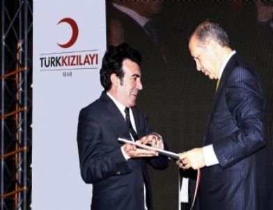 Merter Platformu'na Başbakan'dan Altın Madalya