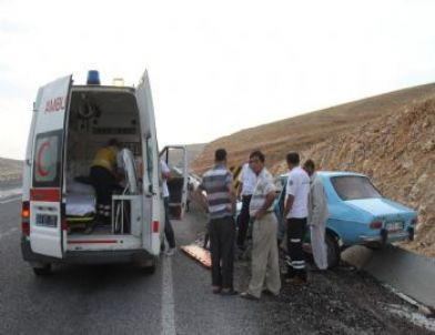 Darende’de Trafik Kazası: 3 Yaralı