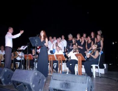 Muratpaşa Kent Meydanı’nda Unutulmaz TSM Konseri