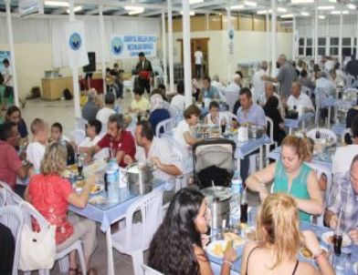 Demir Yolları Meslek Yüksek Okulluları İftar Yemeğinde Buluştu