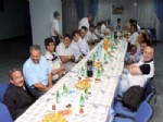 AK Parti İscehisar Teşkilatı İftar Yemeğinde Bir Araya Geldi