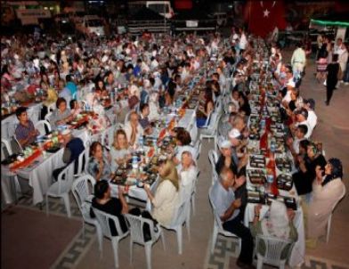 Borusan’dan İftar Sofrası