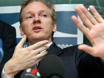 Assange'ın sığınma hakkı kabul edildi
