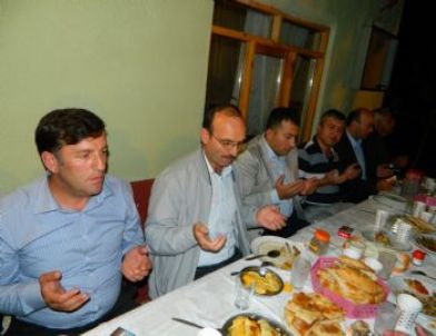 Varto’ya Atanan Posof Kaymakamı Şahin’in, Onuruna İftar Yemeği