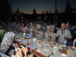 Chp, Şehit ve Gazi  Ailelerine İftar Yemeği Verdi