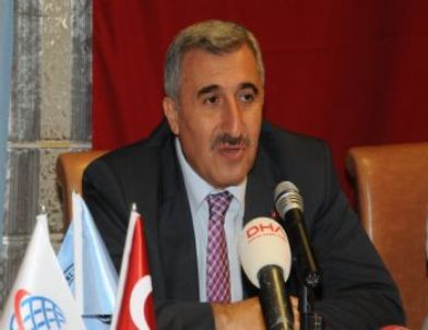 DHMİ Genel Müdürü Orhan Birdal Gazetecilerle İftarda Buluştu