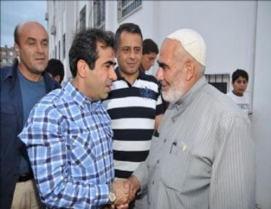 Vali Güzeloğlu Mersinlilerin Ramazan Bayramı’nı Kutladı