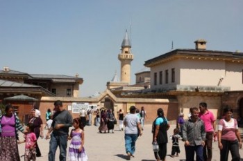 Alevi ve Bektaşiler,Hacı Bektaş Veli Anma Kültür ve Sanat Etkinlikleri'ne Yoğun İlgi Gösterdi