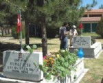 DOĞAN ŞAFAK - Şehitlerin Mezarına Bayram Ziyareti
