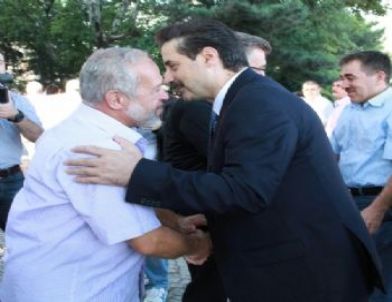 Bakan Faruk Çelik: Bayramlara Önem Verdikçe Kardeşliğimizi Kimse Bozamaz