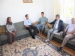 KIZ KARDEŞ - Döşemealtı Belediye Başkanı Şehit Ailesini Ziyaret Etti