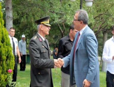 Nevşehir’de Protokol Bayramlaştı