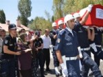 DEĞIRMENLI - Norşinli şehit polis Van’a yardıma gitmişti