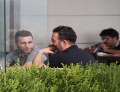 Cem Yılmaz’ın Babalık Sevinci