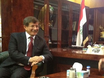 Ahmet Davutoğlu'ndan 75 Yıl Sonra Bir İlk