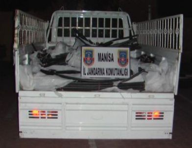 Manisa'da Kablo Hırsızlarına Suçüstü