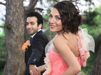 Tek Celsede Boşandılar