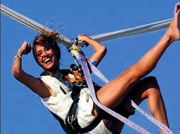 Nehir Erdoğan Uçtu