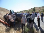 TATARLı - Bakan Eroğlu Kaza Yapan Aileye Yardım Etti