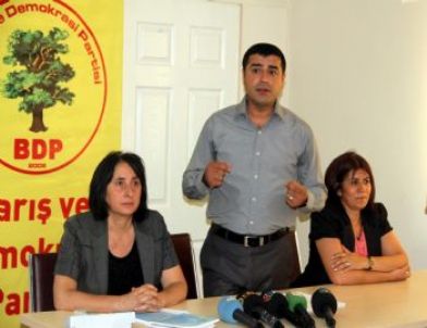 bdp Eş Genel Başkanı Selahattin Demirtaş'tan 'Kucaklaşma' Açıklaması