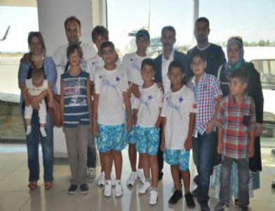 Dünya 7. Olan Vanlı Sporcular Kentte Döndü