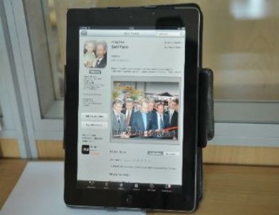 Tuzla Belediye Başkanı Yazıcı, Applestore'da