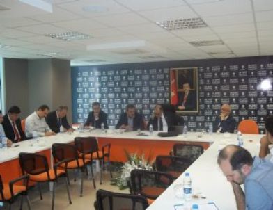 AkKParti'de Yerel Yönetimler Toplantısı