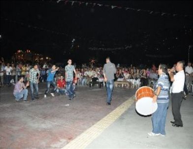 Amasyalılar Haliç’te Buluştu