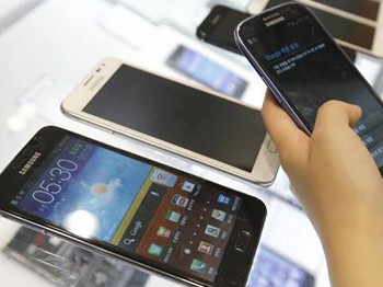 Samsung'a 12 milyar dolara mâl oldu!