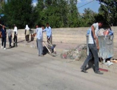 Erciş Belediyesi’nden Temizlik Çalışmaları