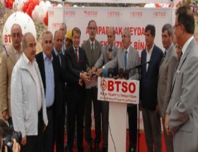 Altıparmak Meydanı Projesi Btso Hizmet Binasıyla Başladı