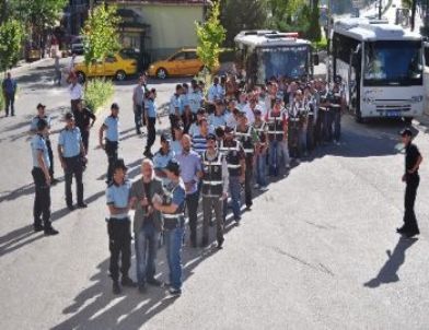 Eskişehir'deki Suç Örgütü Soruşturmasında 33 Tutuklama