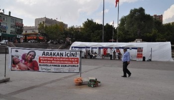 İğdır'dan Arakan'a 50 Bin 300 Lira Yardım Toplandı