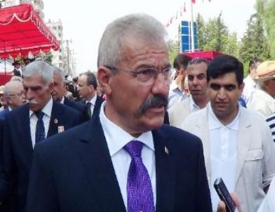 Osmaniye'de Yük Treni Geçişinde Patlama