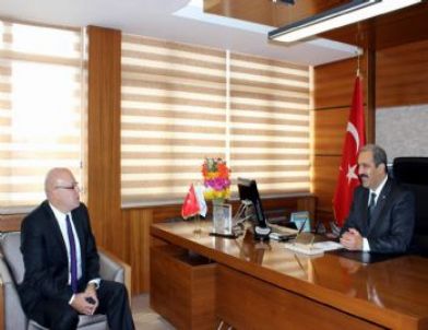 Sivas Devlet Tiyatrosu Müdürü Doğan Ürgüp’ü Ziyaret Etti