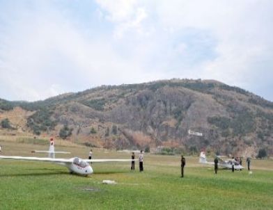 76 Yıldır Vatandaşları Ücretsiz Göklere Çıkartıyor