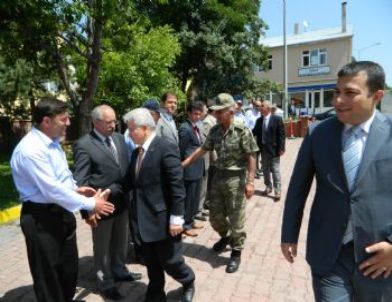 Ardahan Valisi Tekmen, Veda Ziyaretlerine Posof’tan Başladı