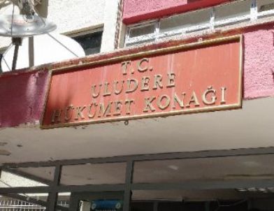 Teröristler Depremden Faydalanmak İstedi