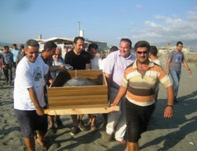 ‘Defne’ Uydu Alıcısı İle Denize Bırakıldı