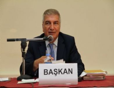 Karşıyaka Belediye Başkanı Cevat Durak'ın Sosyal Medya Eleştirilerine Yanıtı Sert Oldu