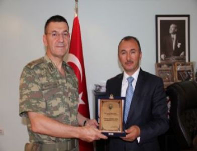 Tugay Komutanı İsmail Gümüştekin’den Başkan Köksoy’a Veda Ziyareti