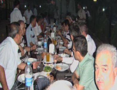 Alaşehir Emniyeti'nden İftar Yemeği