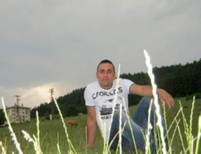 Alkollü Sürücü Kazada Öldü, Nişanlısı Yaralandı