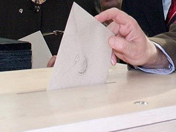 Hollanda Halkı 12 Eylül'de Sandık Başında