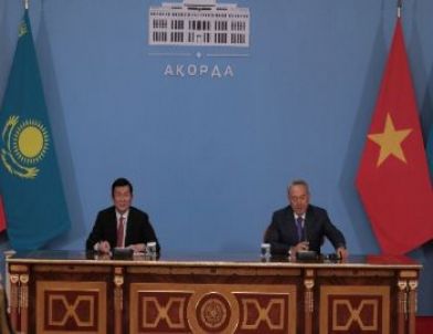 Vietnam Devlet Başkanı Astana’da