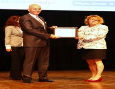 Bilişim Zirvesi 12’den, Tav Bilişim’e Ödül